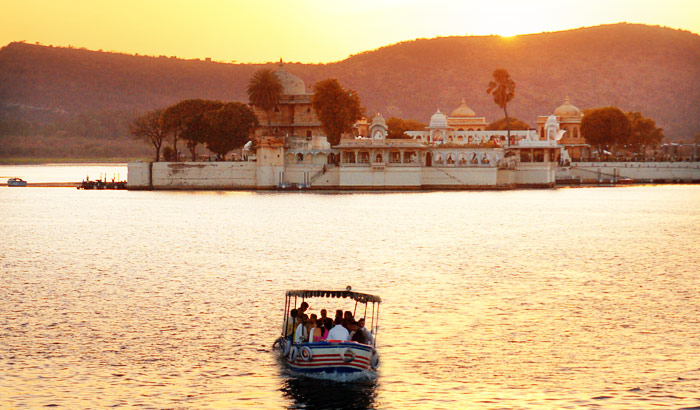 Udaipur Tour Packages For Family